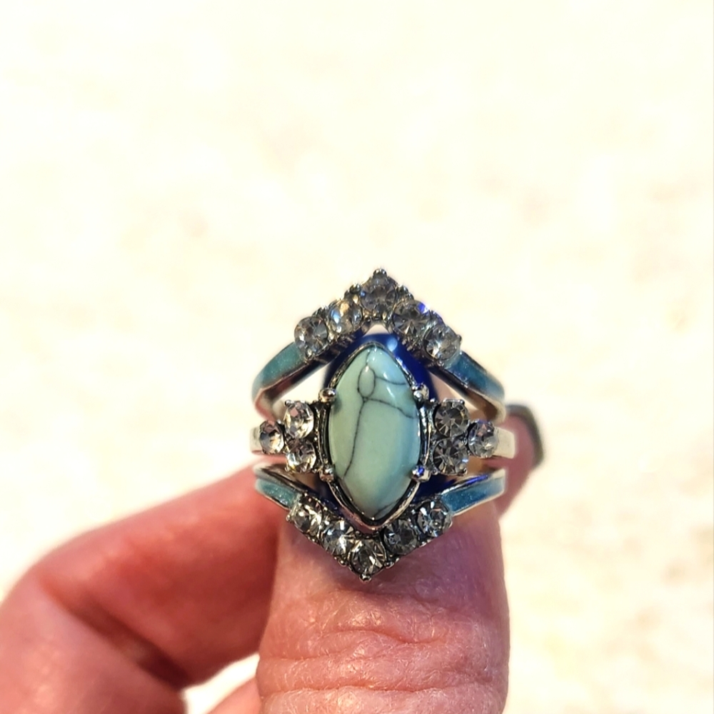 Silvertone Turquoise and Rhinestone Ring